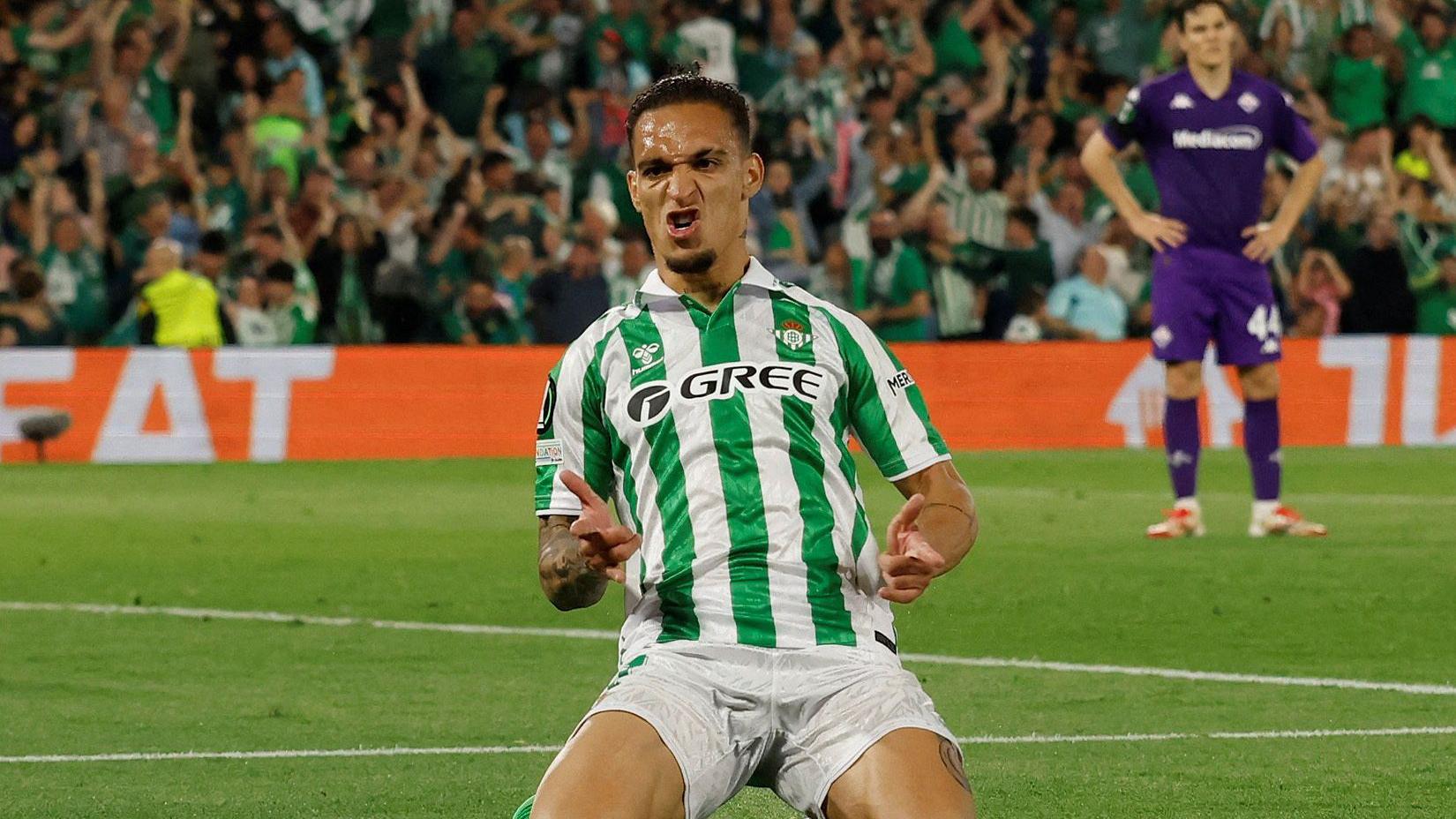 Anthony Betis đã ghi 15 bàn sau 36 trận trong sự nghiệp và số bàn thắng của anh đã hoàn toàn vượt qua Manchester United.