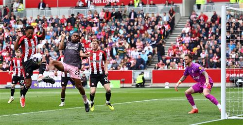 Brentford đấu với Fulham