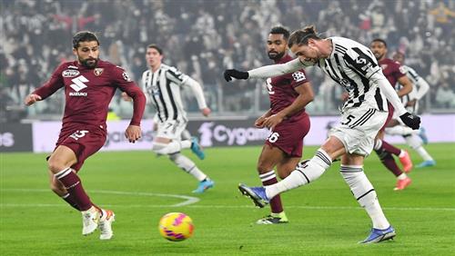 Torino đấu với Cagliari