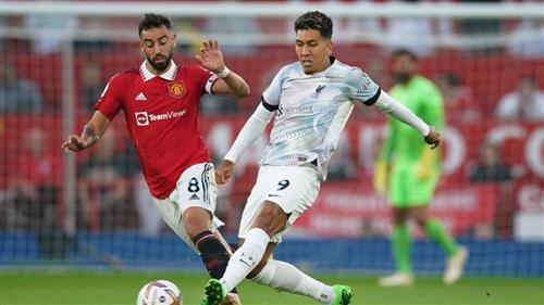Liverpool đấu với Manchester United